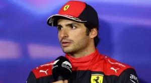 Карлос Сайнц заяви: Представям се на нивото на Верстапен и Льоклер