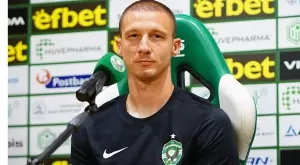 {{ otherArticle[0].article.title }}