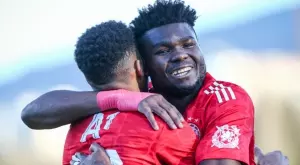 {{ otherArticle[0].article.title }}