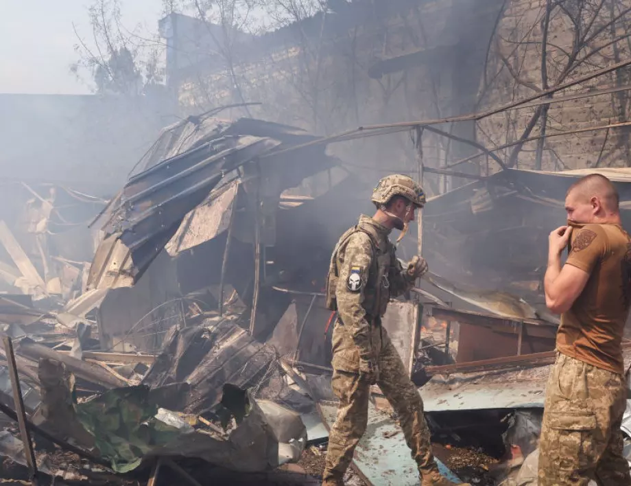 Войната в Украйна: Въпросът е кой пръв ще колабира