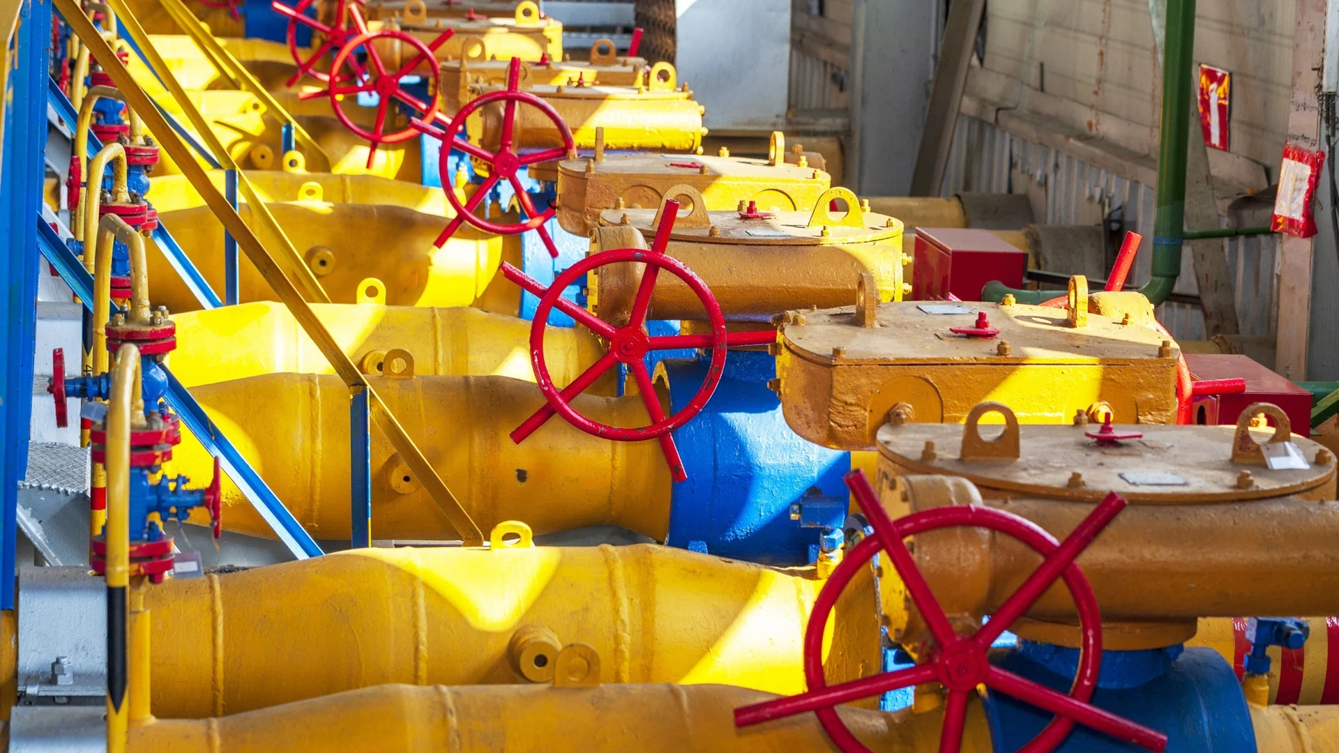 Цената на газа се покачи заради руски удар по газохранилището в Лвов