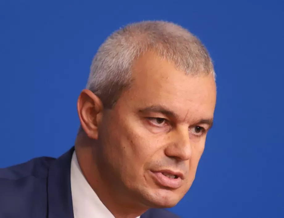Костадинов смята БСП за патерица на "Възраждане"