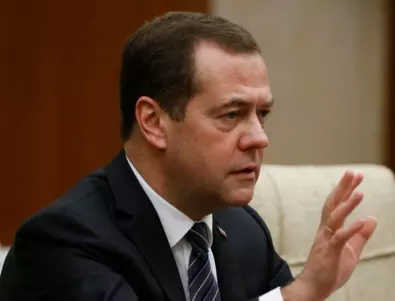 Медведев предупреди, че светът е на ръба на нова война