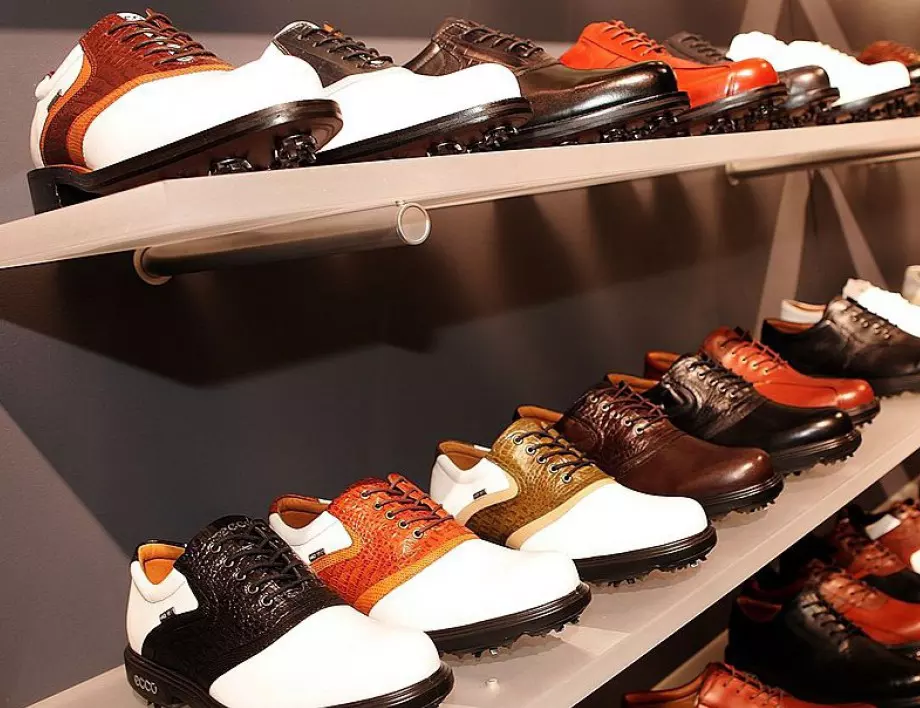 Производителят на обувки Ecco загуби правото да снабдява кралския двор на Дания заради дейността си в Русия