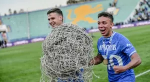 {{ otherArticle[0].article.title }}