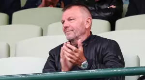 {{ otherArticle[0].article.title }}