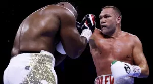 Боксово издание: Чисора направи много незаконни неща срещу Пулев