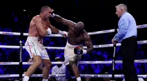 Страшният удар, който отвори дупка в лицето на Пулев (ВИДЕО)