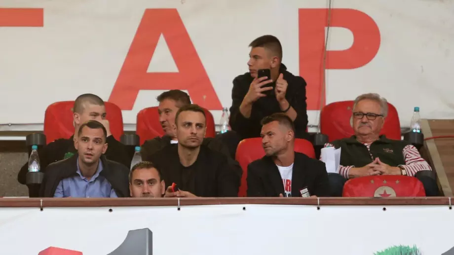Чакан нов футболист в ЦСКА изгледа разгрома над Арда в ложите