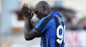 {{ otherArticle[0].article.title }}