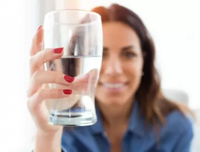 Лекар разкри кой НЕ трябва да пие минерална вода