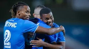 Неприятна новина от „Герена“! Петрис не тренира, виси за „Надежда“