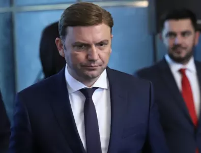 Македонският външен министър идва в България - ще се срещне с всички партийни лидери, без един