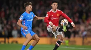 {{ otherArticle[0].article.title }}