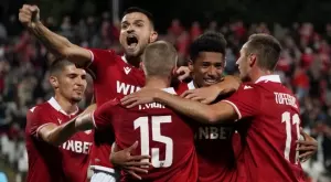 {{ otherArticle[0].article.title }}