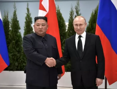Путин и Ким Чен Ун пристигнаха за среща на космодрума 