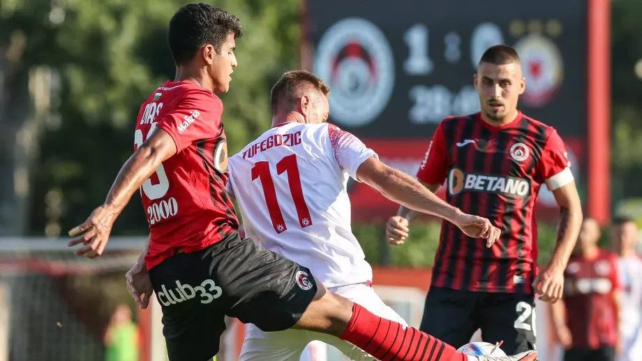 След втория кръг в Първа лига: БФС наказа треньор на ЦСКА, Пирин Благоевград отнесе солидна глоба