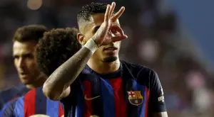 В Барселона избрали Рафиня пред новата "перла" на Манчестър Юнайтед Антони