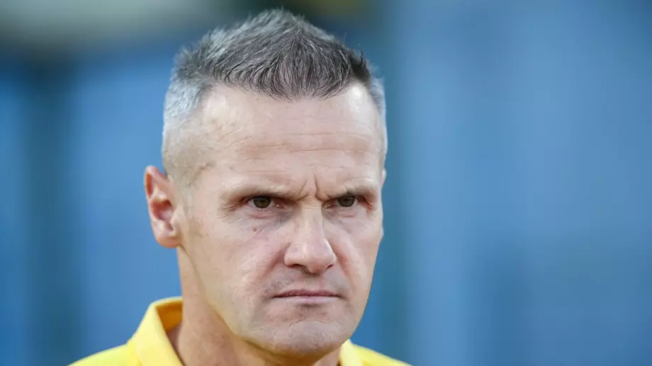 Разкриха причината за оцеляването на Валентич като треньор на Ботев Пловдив
