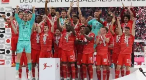 Мануел Нойер вбеси таксиджия, върнал му изгубения портфейл