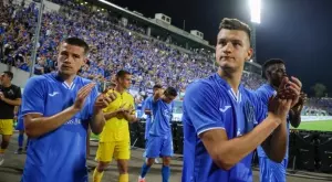 {{ otherArticle[0].article.title }}