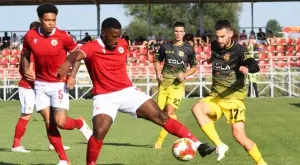 {{ otherArticle[0].article.title }}