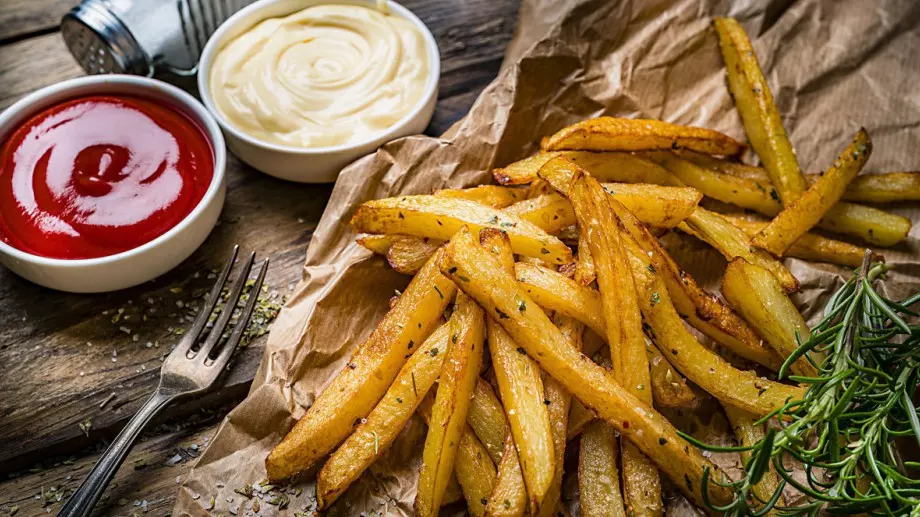 Тайната на пържените картофки от ресторант за бързо хранене, а изобщо да не са вредни като тях