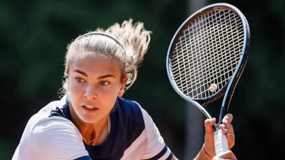 16-годишната Йоана Константинова с летящ старт на Australian Open 2024 при девойките