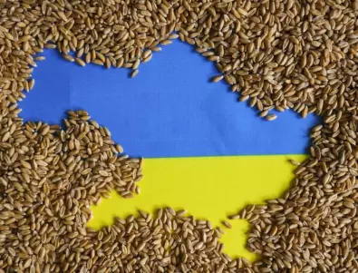 На украинците не им пука за руската забрана за износ на зърно, 12 кораба потеглиха от Одеса