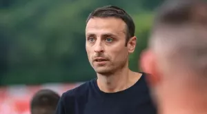 {{ otherArticle[0].article.title }}