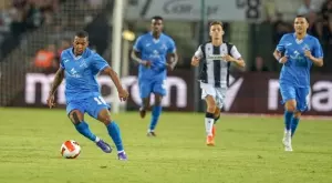 {{ otherArticle[0].article.title }}