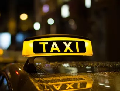 Клиент обра две таксита в Пловдив