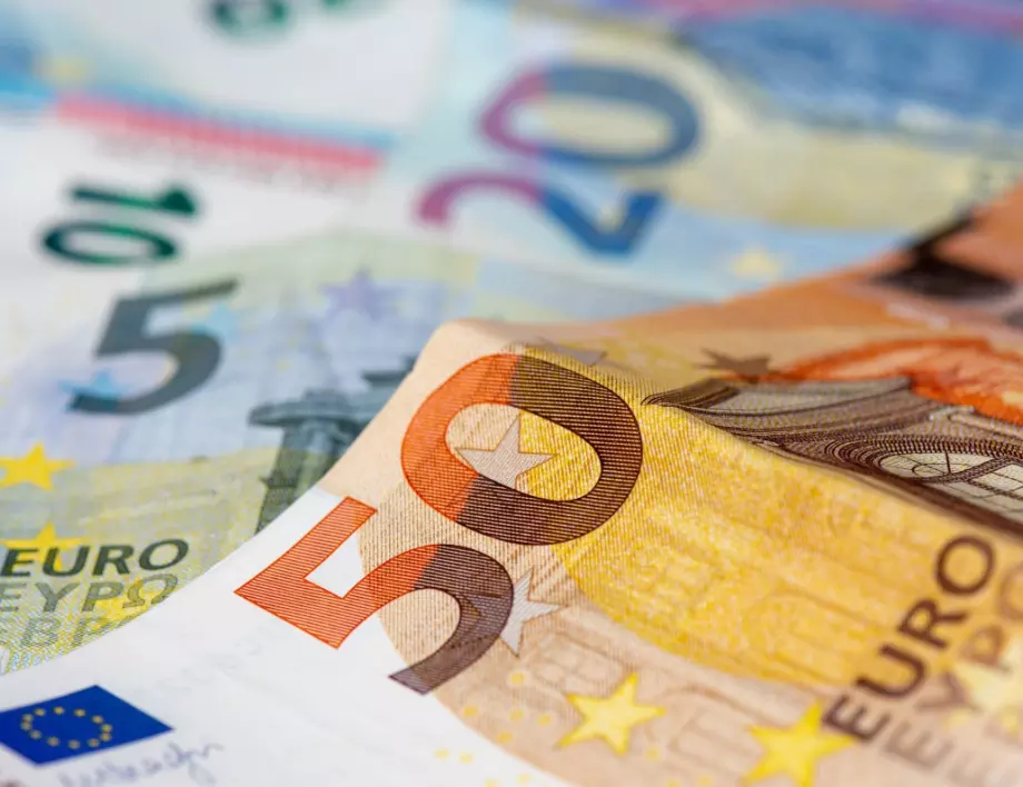 Държавата пласира дълг за 2.25 млрд. евро на международните пазари