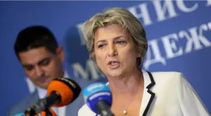 Весела Лечева отсече: Ще бъде грешка, ако някой се постави над българския спорт 