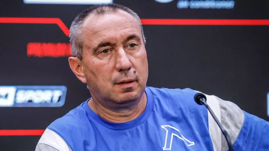 Стоилов: Ще се съобразим изцяло с БФС и съперниците за отложените мачове