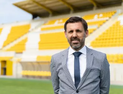 Нов проблем за Ботев Пловдив: Треньор, водил тима в 15 мача, осъди „канарчетата“ за хиляди евро