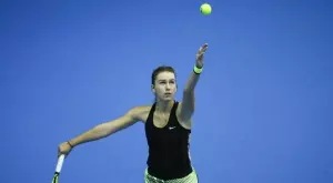 {{ otherArticle[0].article.title }}