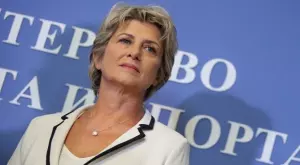 Весела Лечева поздрави ансамбъла за големия успех на Световното