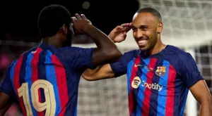 Обамеянг подсигурява завръщането си в Барселона, две са препятствията