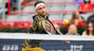 {{ otherArticle[0].article.title }}