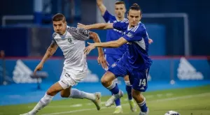 {{ otherArticle[0].article.title }}