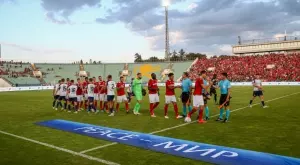 {{ otherArticle[0].article.title }}