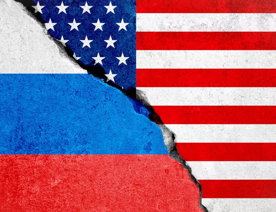 AP: Русия продължава да печели по над 1 милиард долара месечно от износа за САЩ
