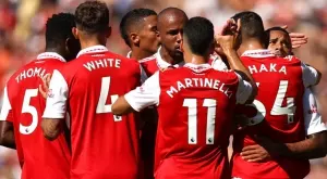 Арсенал спечели лондонското дерби срещу Фулъм и продължи победния си марш