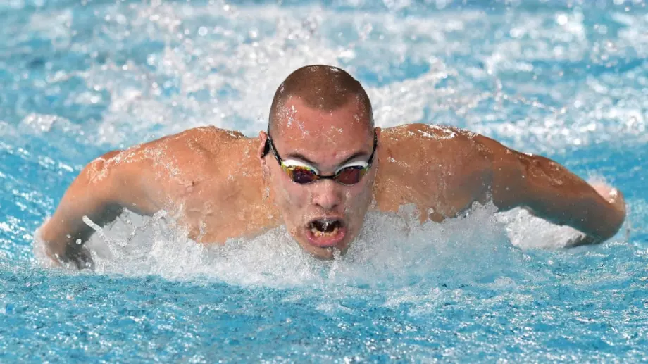 „Наказаният“ Антъни Иванов се пусна на Държавното първенство и отсече: Без мен българското плуване загива