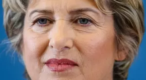 След исканията за оставка: Лечева призова за диалог между враждуващите федерации