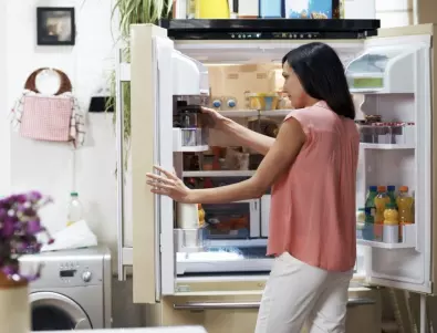 Защо не трябва да слагате гореща храна в хладилника?