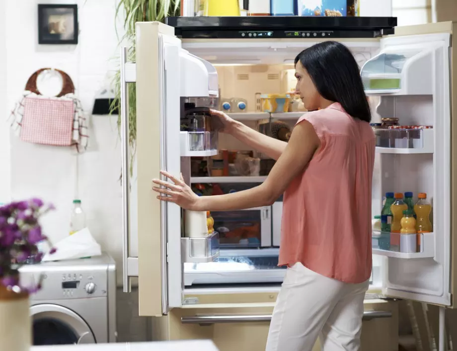 Не само мляко: Защо не можете да съхранявате майонеза във вратата на хладилника?