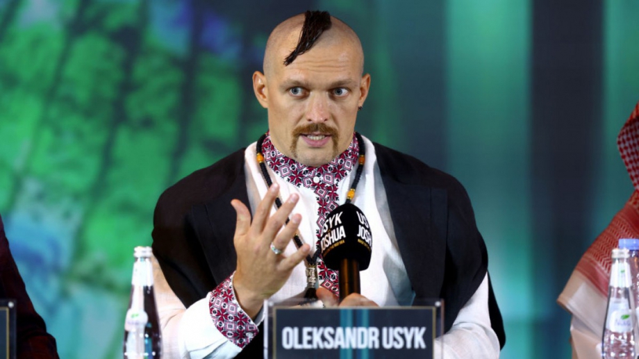 Олександър Усик разкри списък с любимите си футболисти