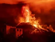 Вулканът Руанг изригна отново, обявена е най-висока степен на тревога (СНИМКИ)
